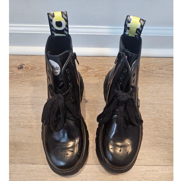 Buffalo London Gilian Black Leather Side Zip Chunky Ankle Boot sz 39 Bootie - Picture 4 of 10